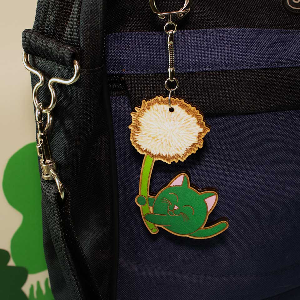 Dandelion seed flight: joy - key ring